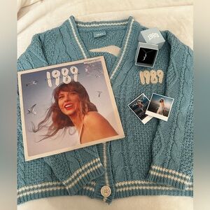 ❌SOLD❌Taylor swift 1989 (TV) Bundle!